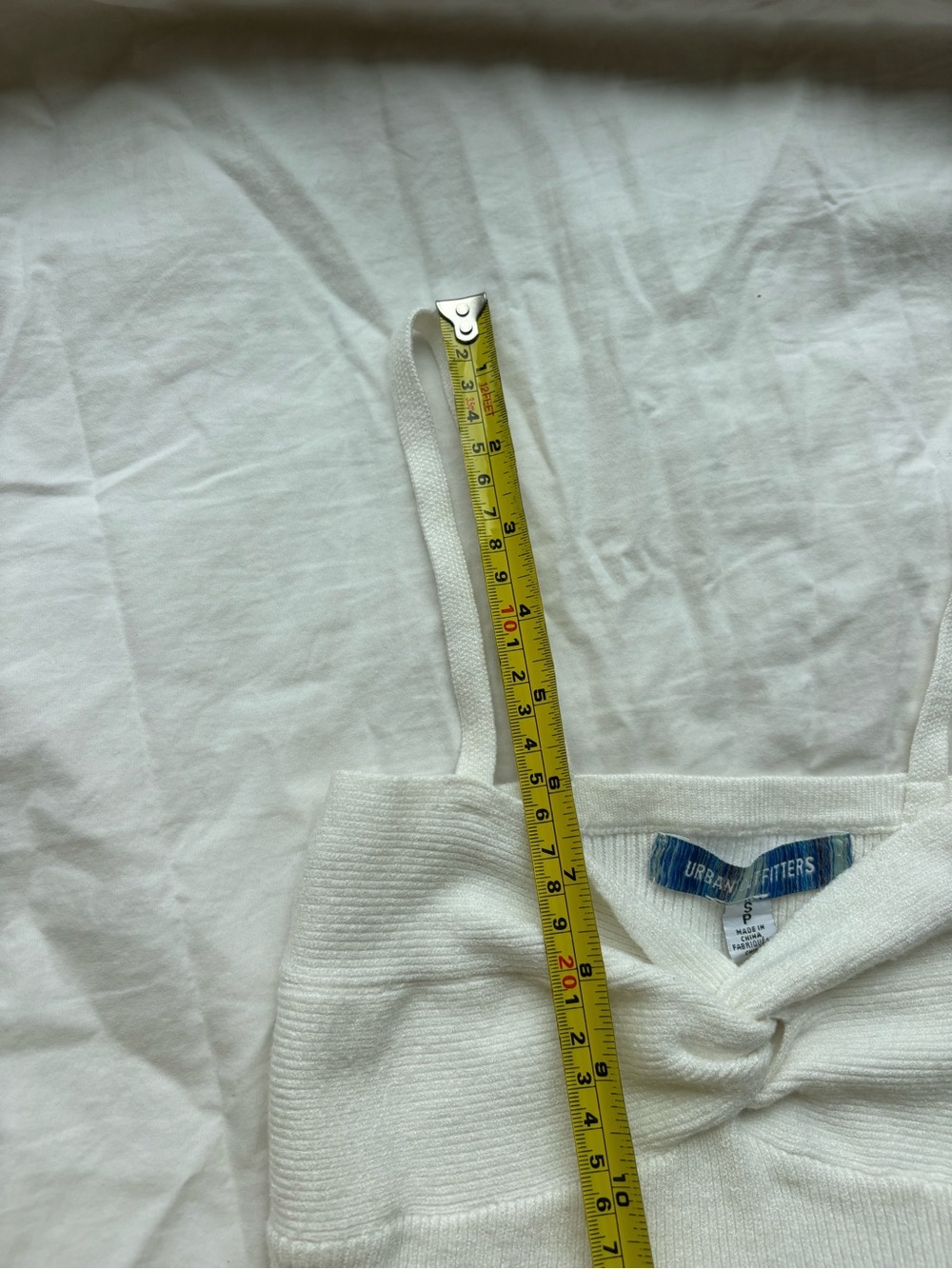 Urban Outfitters White Ribbed Twist-Front Cropped Cami Top Size S - Picture 12 of 12